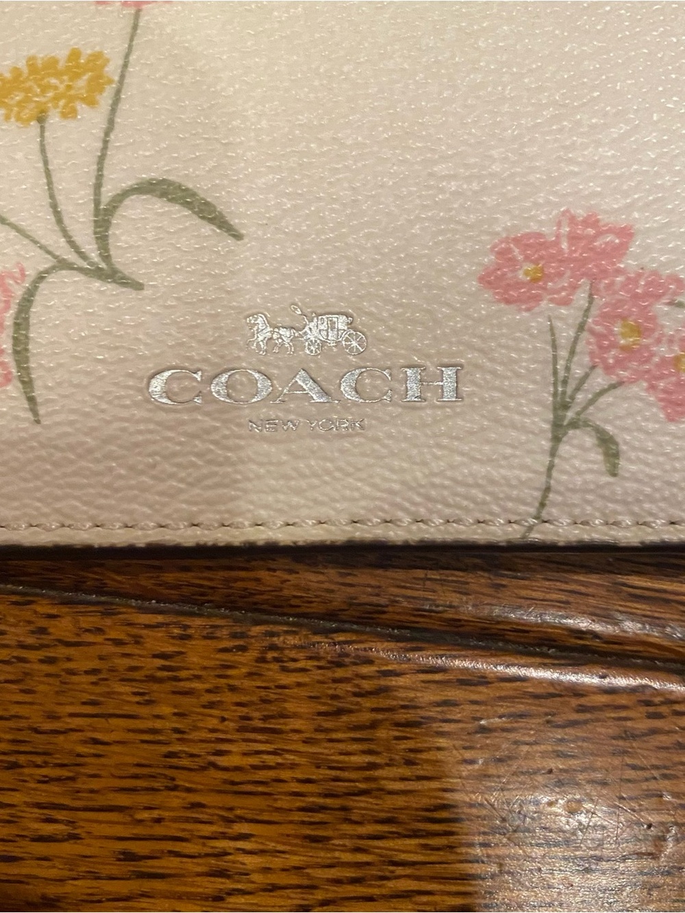 Coach floral lanyard with ID card holder - Picture 3 of 4